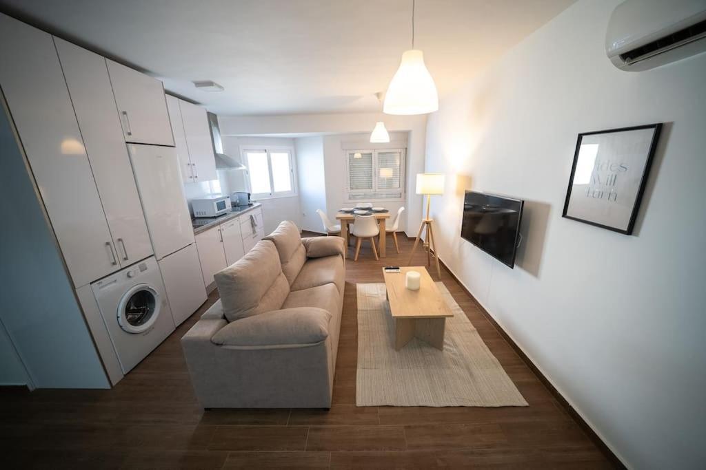 California Apartament Duenas セビリア エクステリア 写真
