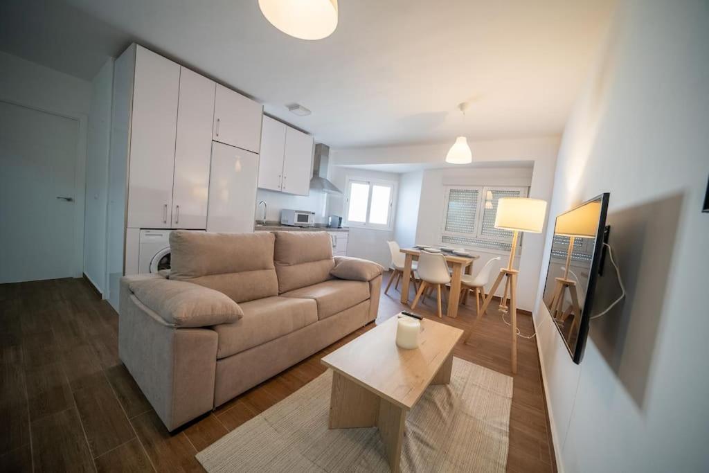 California Apartament Duenas セビリア エクステリア 写真